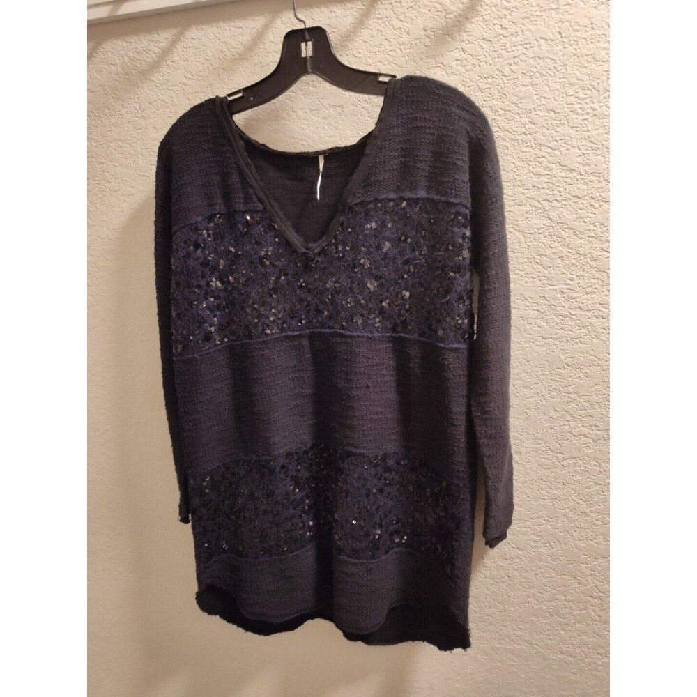 Free People sequin stripe tunic sweater v-neck size XS 100% Cotton